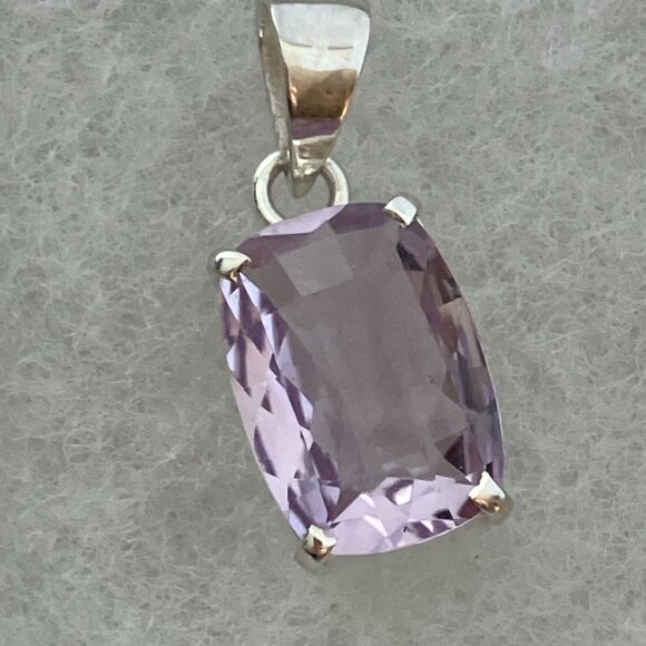 925 Sterling Silver Amethyst Pendant - Picture 7 of 7